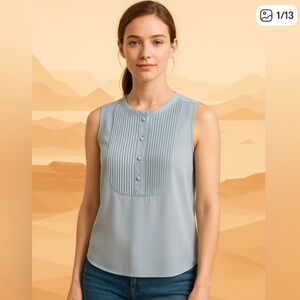 Like new J Crew pleated button sleeveless blouse in light blue XXS